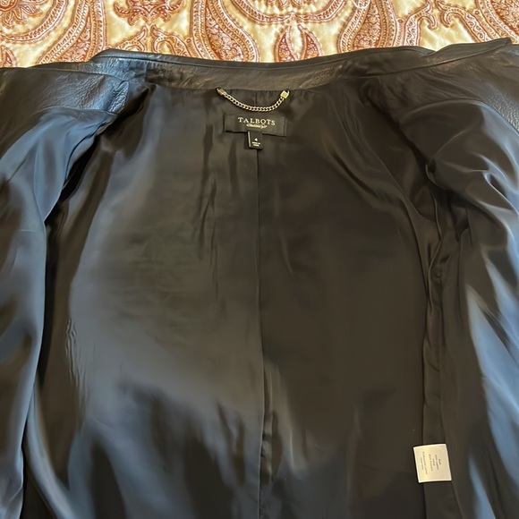 Cropped black leather jacket - Picture 5 of 5